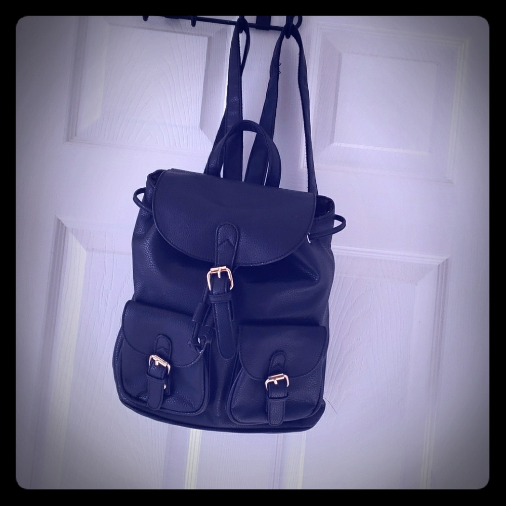 Black Slingback Purse